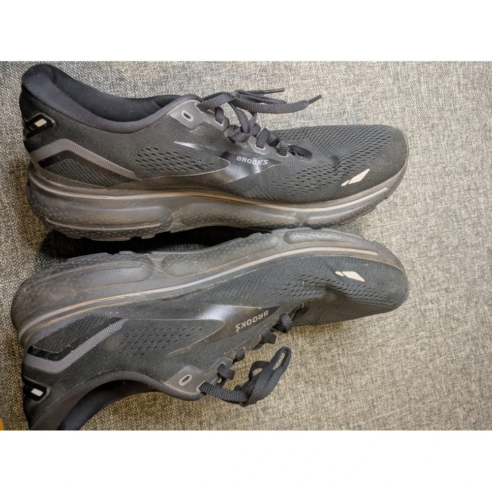 Brooks Ghost 15 Running Shoes Mens 11.5 D Black 1103931D020 Sneakers Low Top